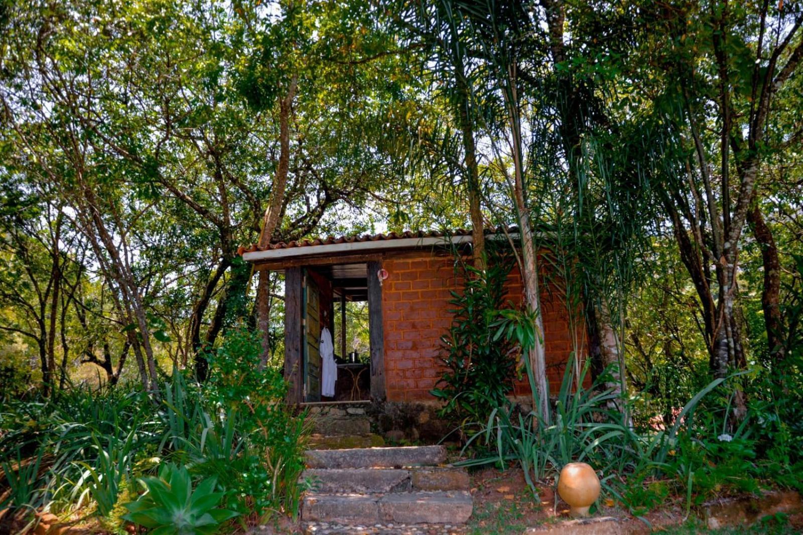 Pousada Candonga Da Serra Tiradentes Esterno foto